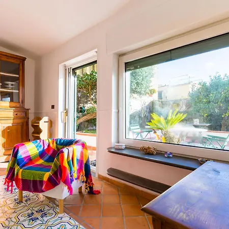 Paola - Hidden Panoramic Garden And Terr... Apartment
