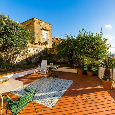 Paola - Hidden Panoramic Garden And Terr... Apartment *