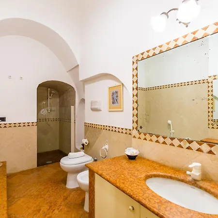 Paola - Hidden Panoramic Garden And Terr... Apartment *